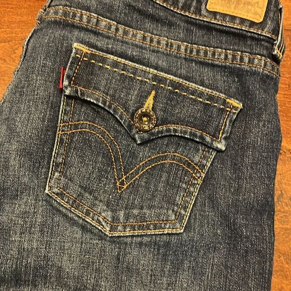 Levi’s Women's 526 Slender Bootcut Dark Wash Blue Jeans-sz 12 - Picture 3 of 8